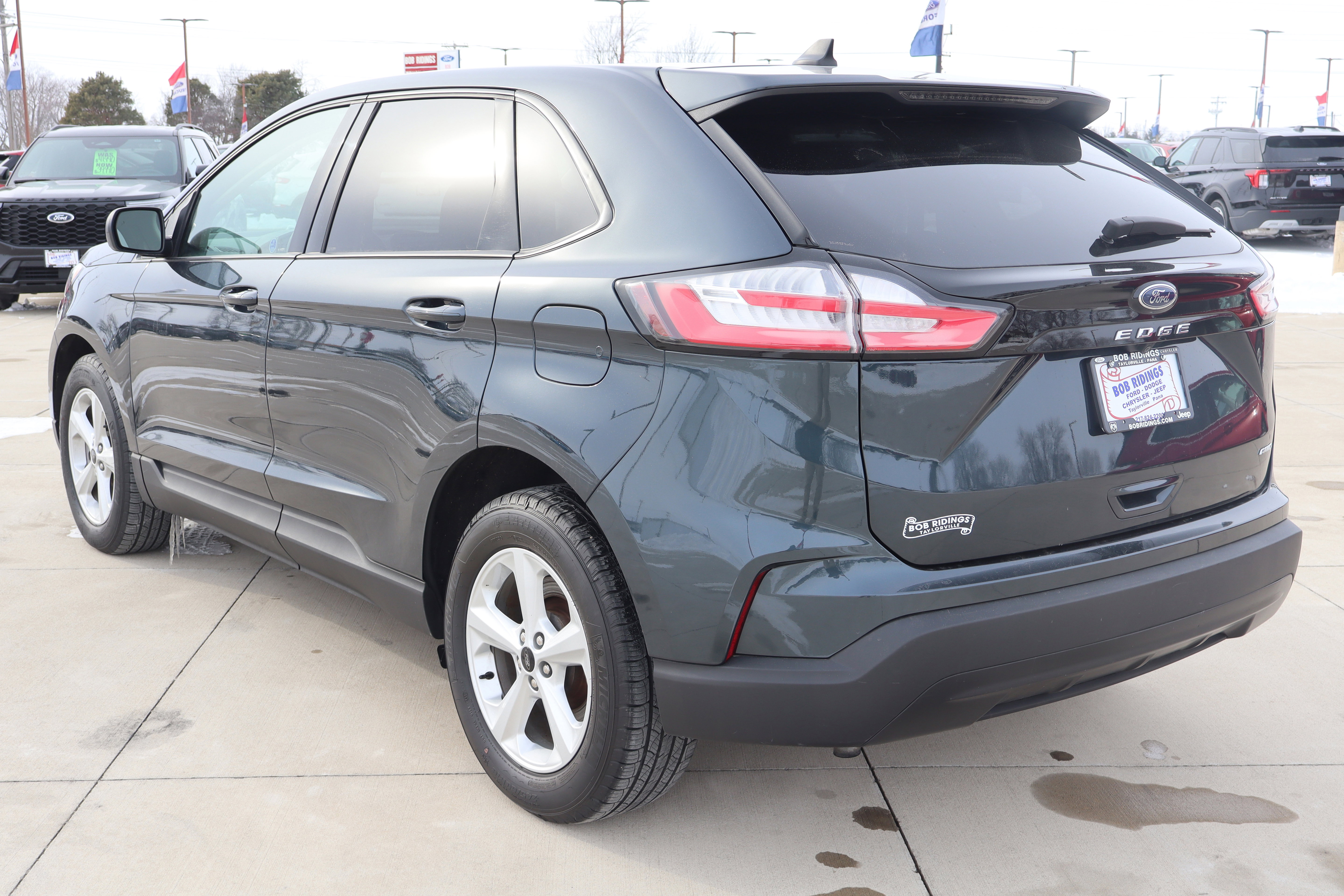 Used 2023 Ford Edge SE image 8