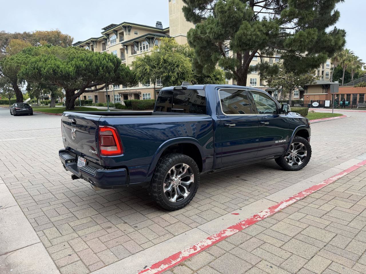 Used 2021 RAM 1500 Limited AWD/4WD image 12