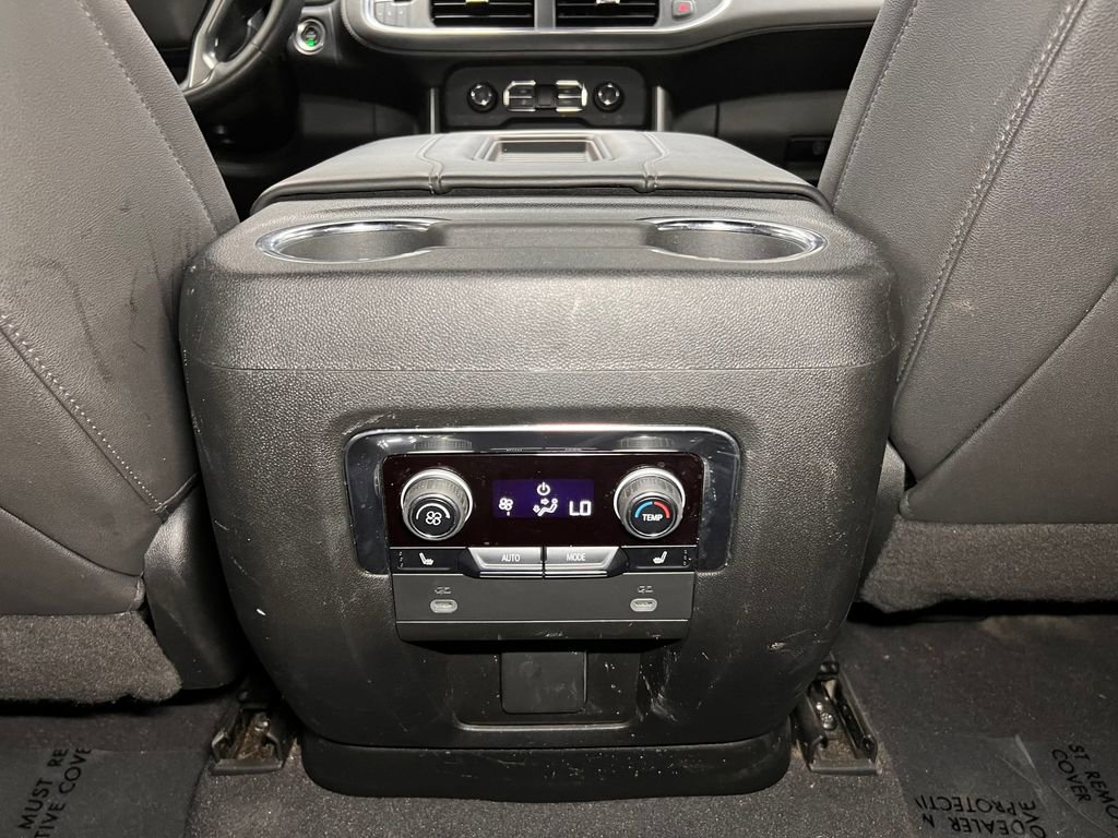 Used 2023 Chevrolet Suburban Z71 w/ Luxury Package AWD/4WD image 23