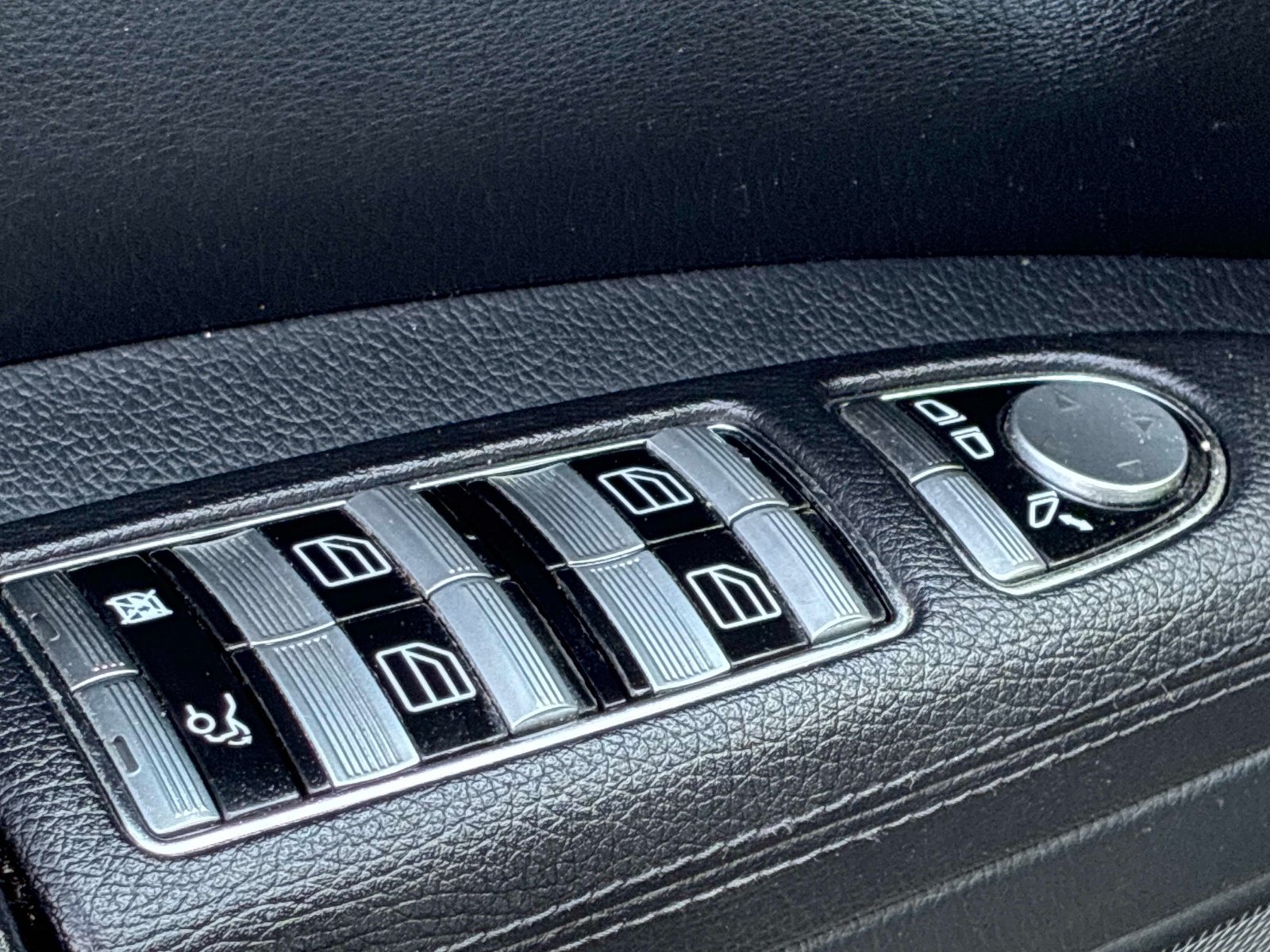 Used 2008 Mercedes-Benz S 550 4MATIC image 22
