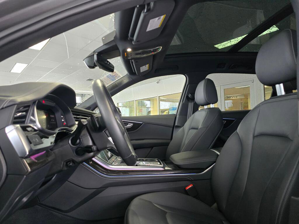 Used 2025 Audi Q7 3.0T Premium Plus image 23