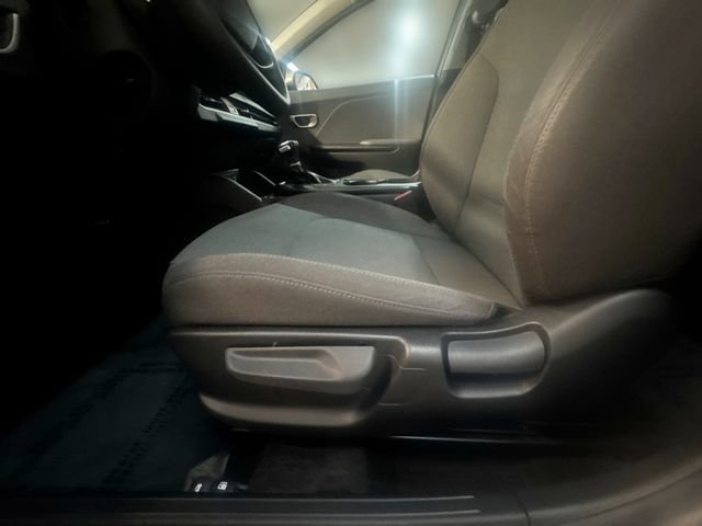 Used 2025 Kia K4 FWD image 15