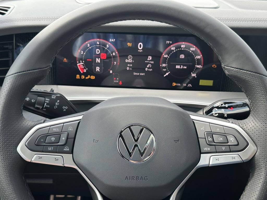 New 2026 Volkswagen Tiguan SE R-Line AWD/4WD image 17