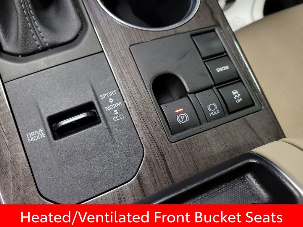 Used 2023 Toyota Highlander Limited image 18
