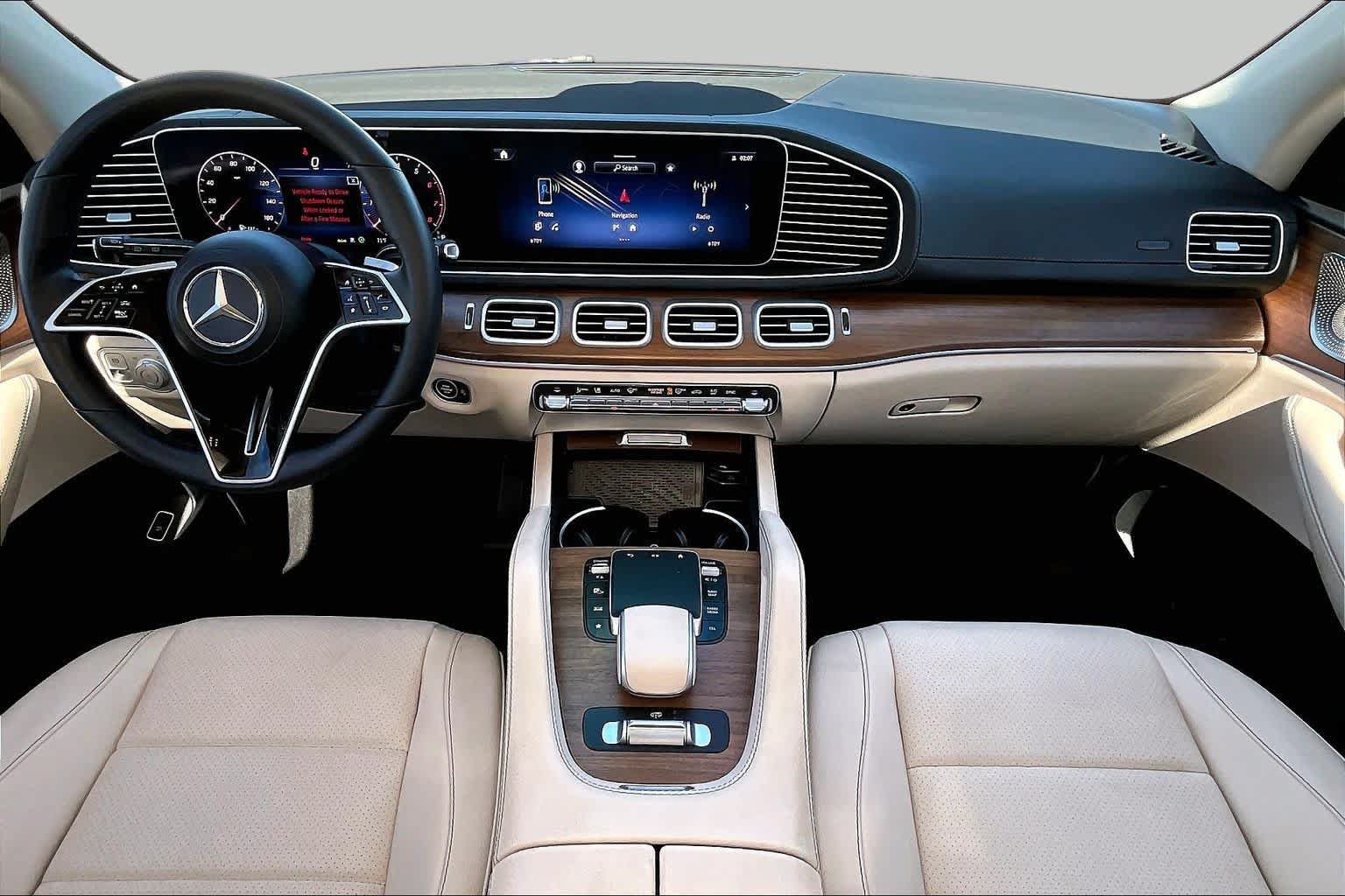 Used 2024 Mercedes-Benz GLS 450 4MATIC image 14
