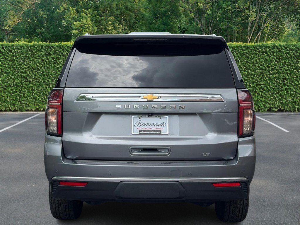 Used 2021 Chevrolet Suburban LT w/ LT Signature Package AWD/4WD image 5