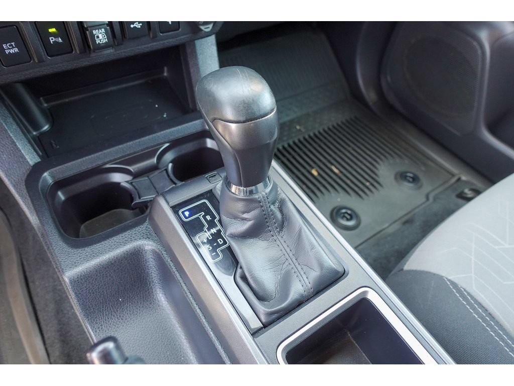 Certified 2023 Toyota Tacoma TRD Off-Road w/ Advanced Technology Package AWD/4WD image 20