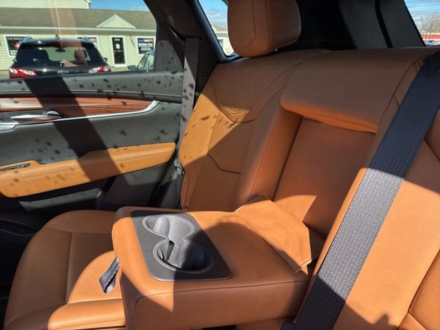 Used 2024 Cadillac XT5 Premium Luxury image 16