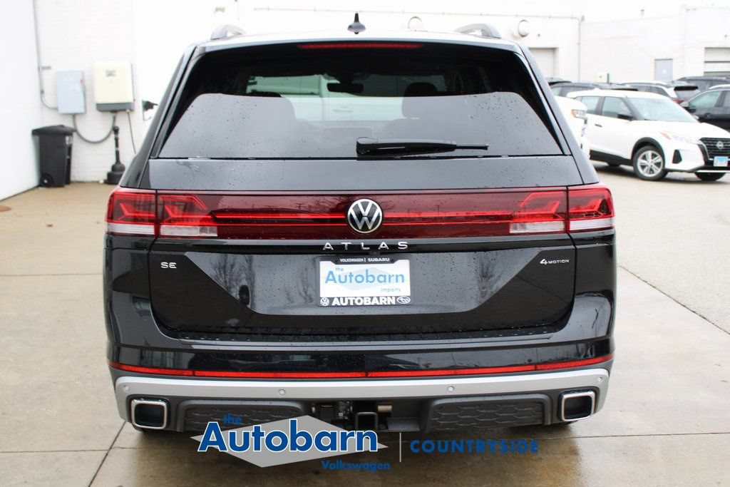Used 2026 Volkswagen Atlas Peak Edition AWD/4WD image 5