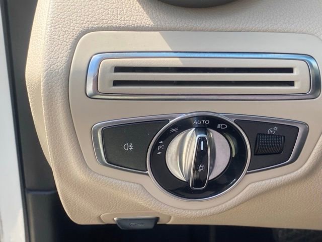 Used 2015 Mercedes-Benz C 300 Sedan image 22