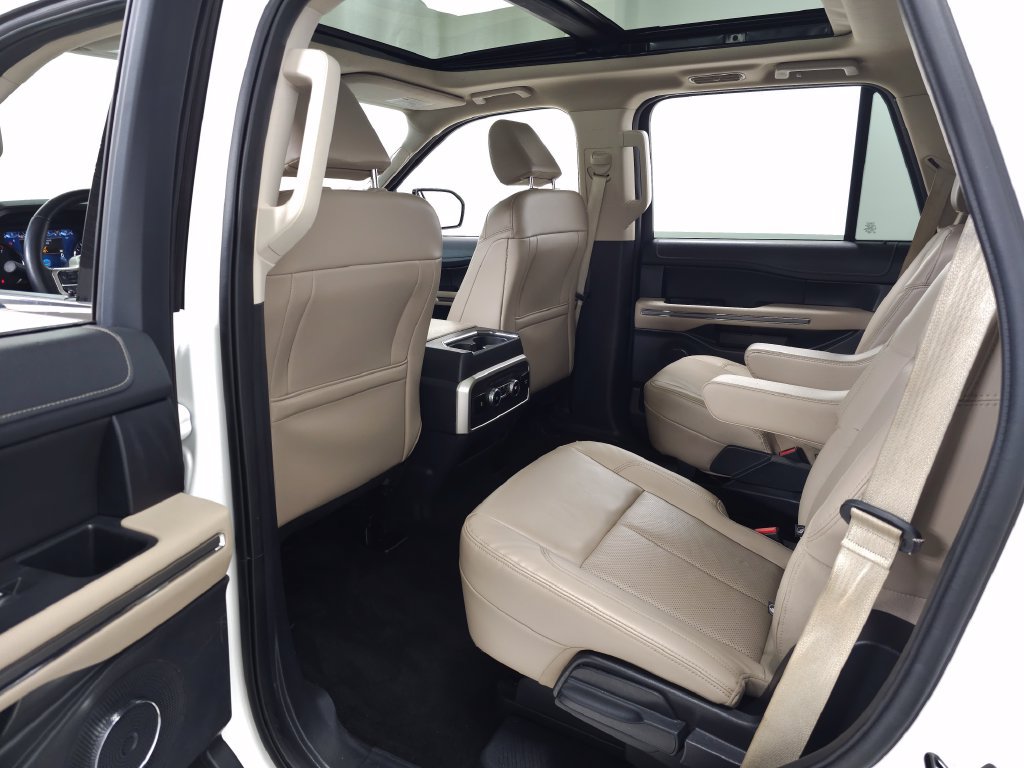 Used 2022 Ford Expedition XLT RWD image 34