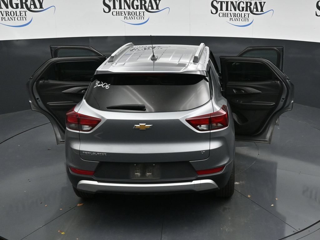 Used 2025 Chevrolet TrailBlazer LT FWD image 35