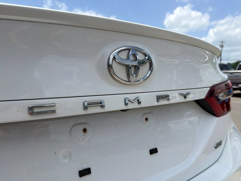 Used 2024 Toyota Camry SE FWD image 14