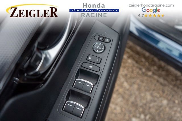 Used 2025 Honda CR-V Sport Touring image 18