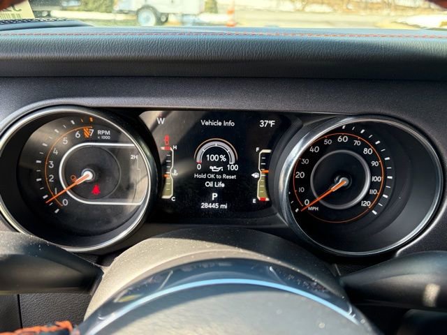 Used 2023 Jeep Gladiator Mojave w/ Cold Weather Group image 17