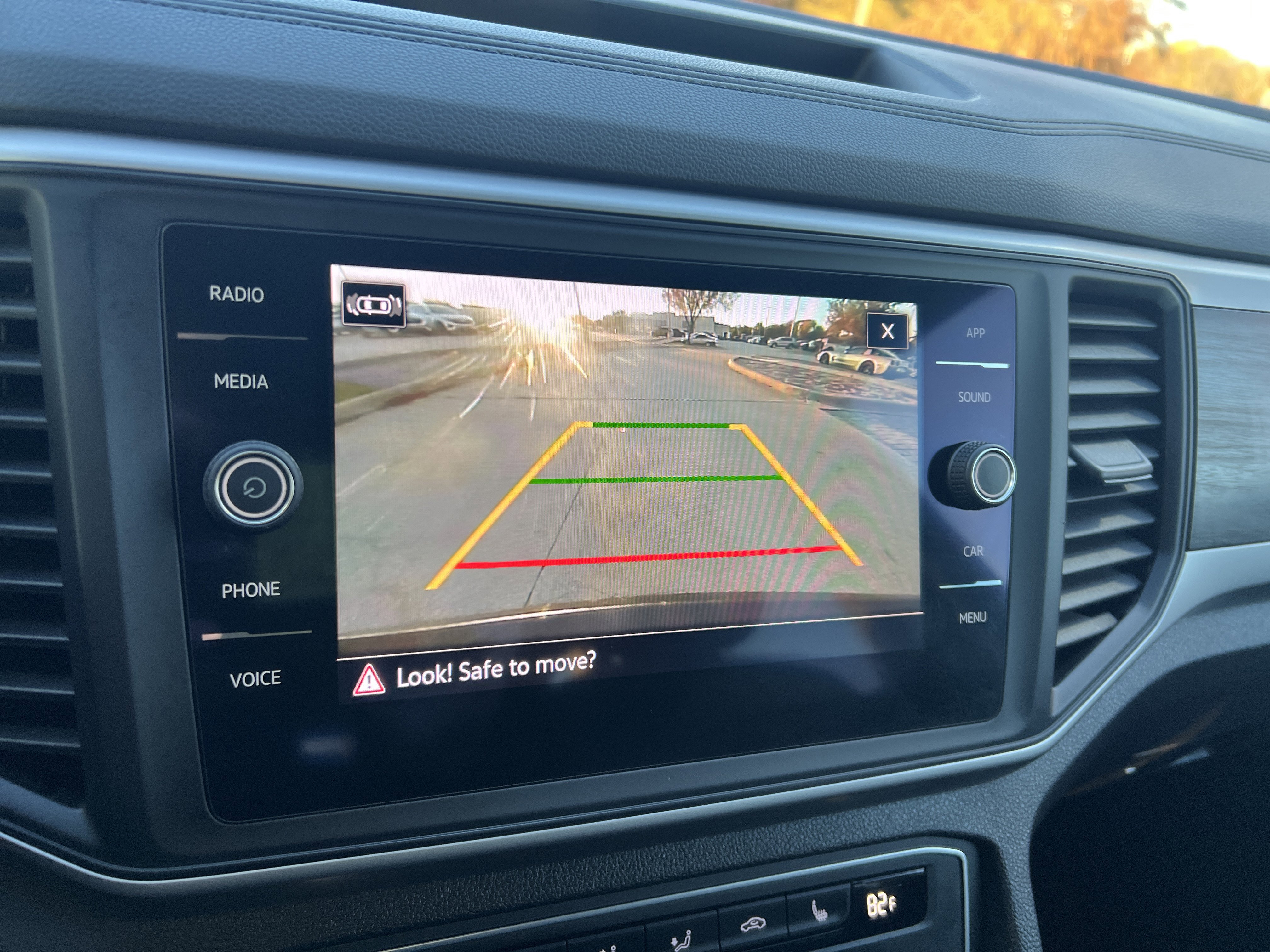 Certified 2021 Volkswagen Atlas SE image 23