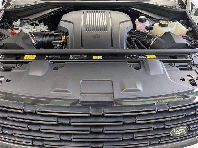 New 2025 Land Rover Range Rover SE image 16