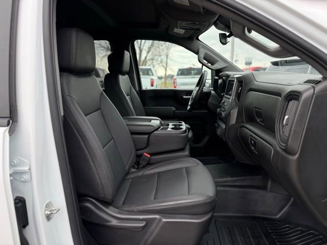 Used 2025 Chevrolet Silverado 2500 W/T AWD/4WD image 18