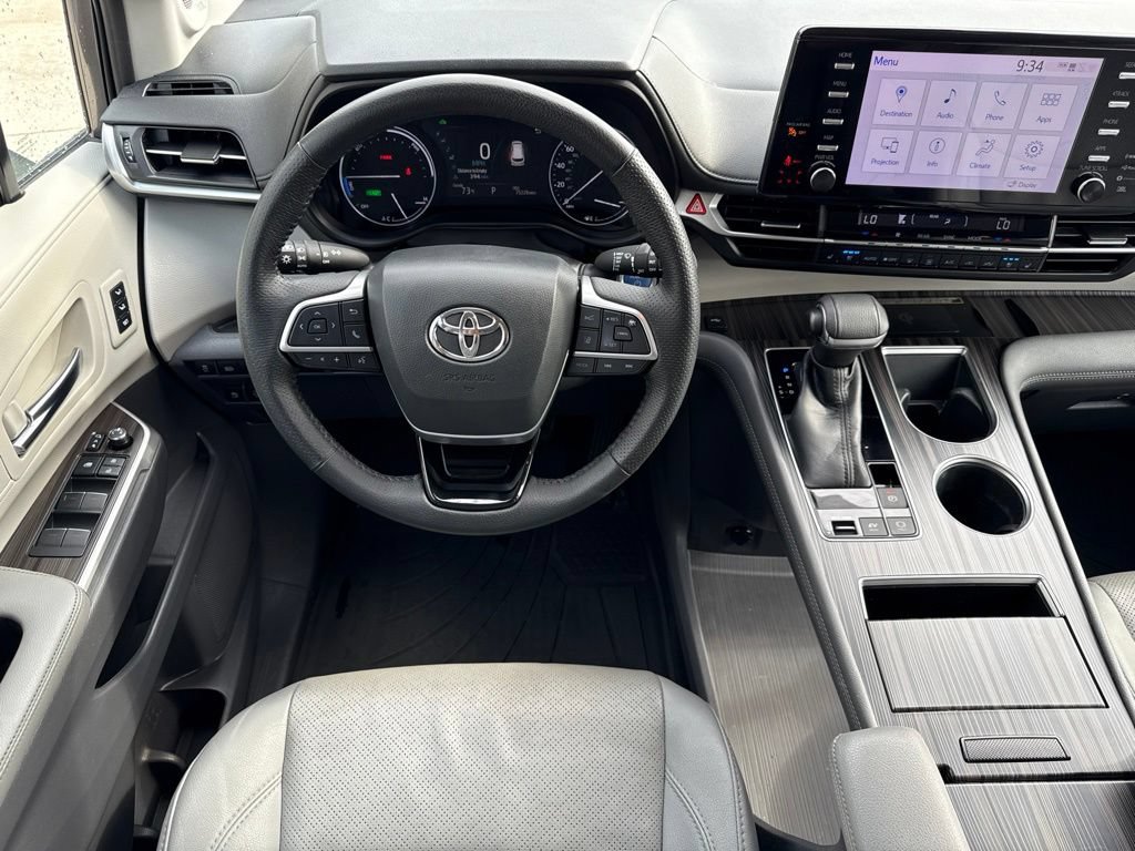 Used 2021 Toyota Sienna Limited AWD/4WD image 23