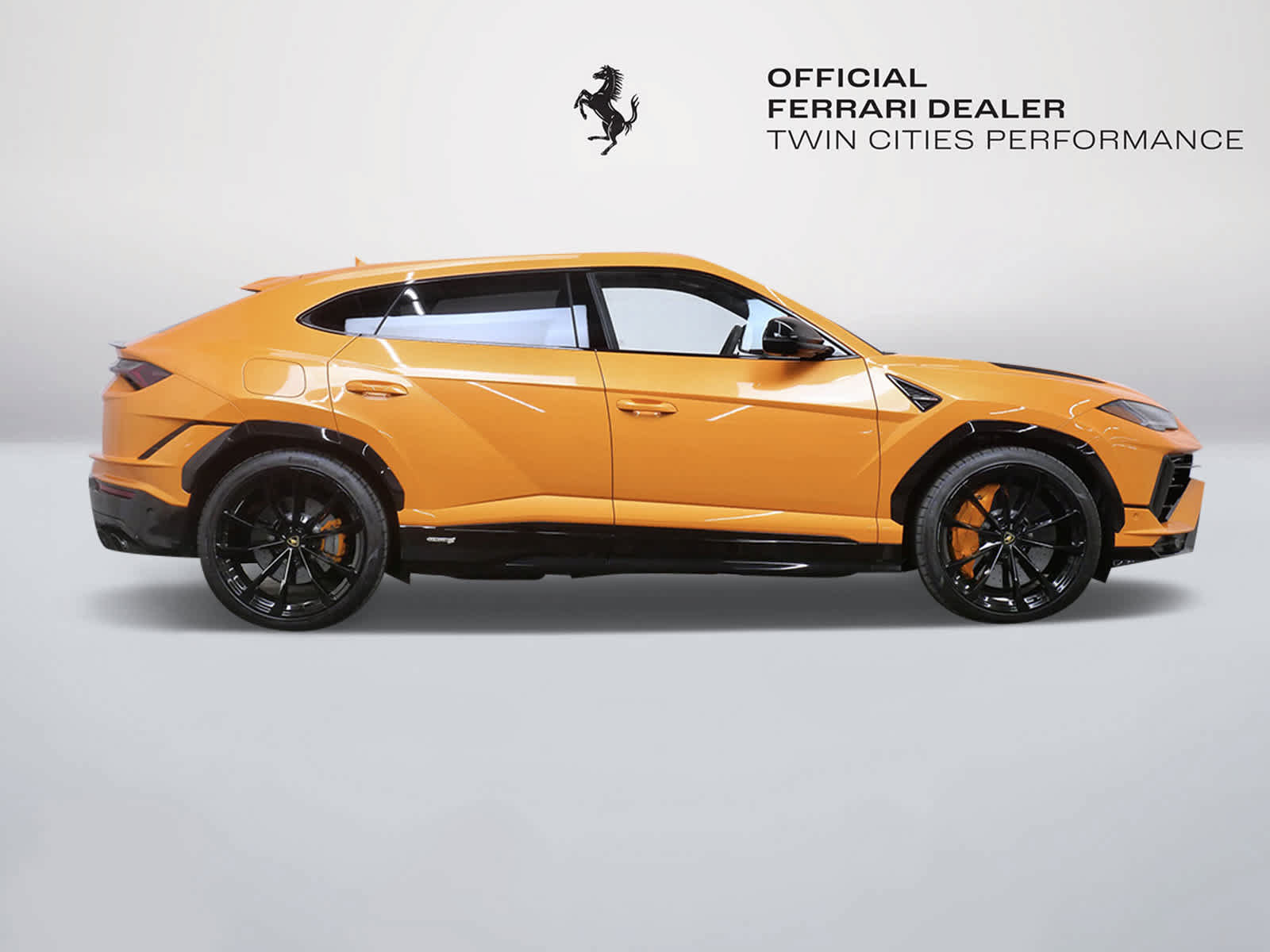 Used 2024 Lamborghini Urus S AWD/4WD image 7