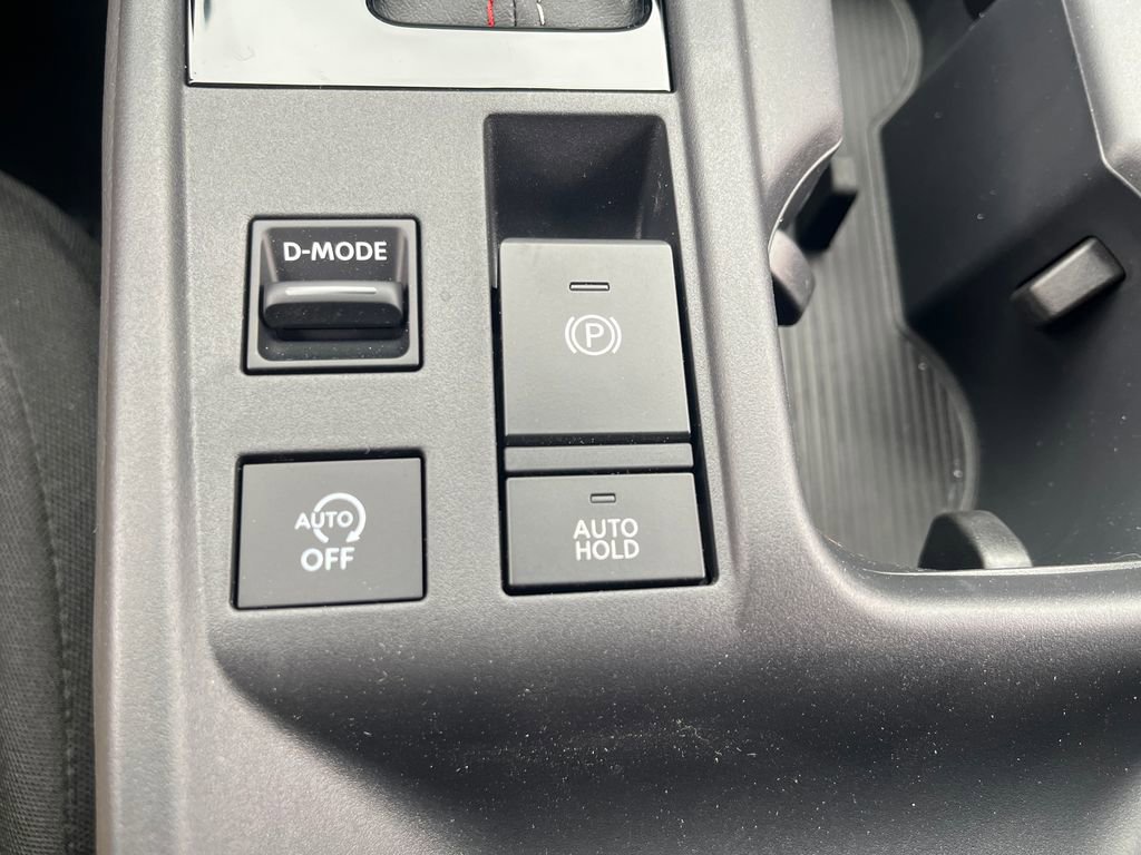 New 2026 Nissan Sentra SR FWD image 30