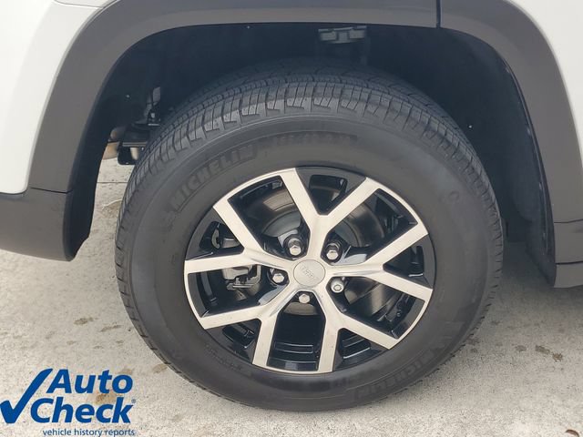 Used 2025 Jeep Grand Cherokee Limited RWD image 8