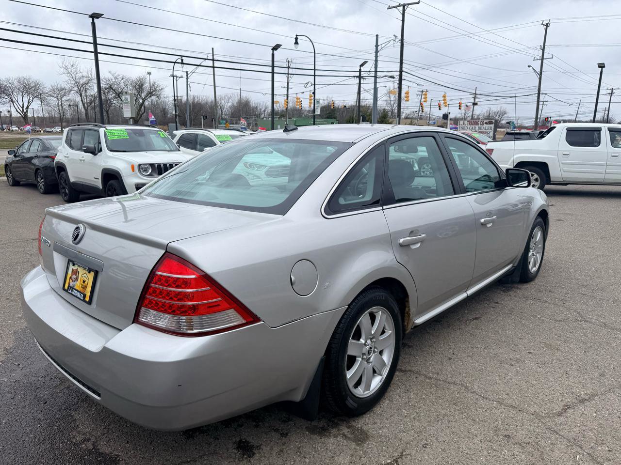 Used 2007 Mercury Montego Luxury image 6