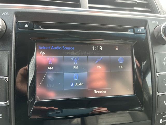 Used 2015 Toyota Camry XLE image 16