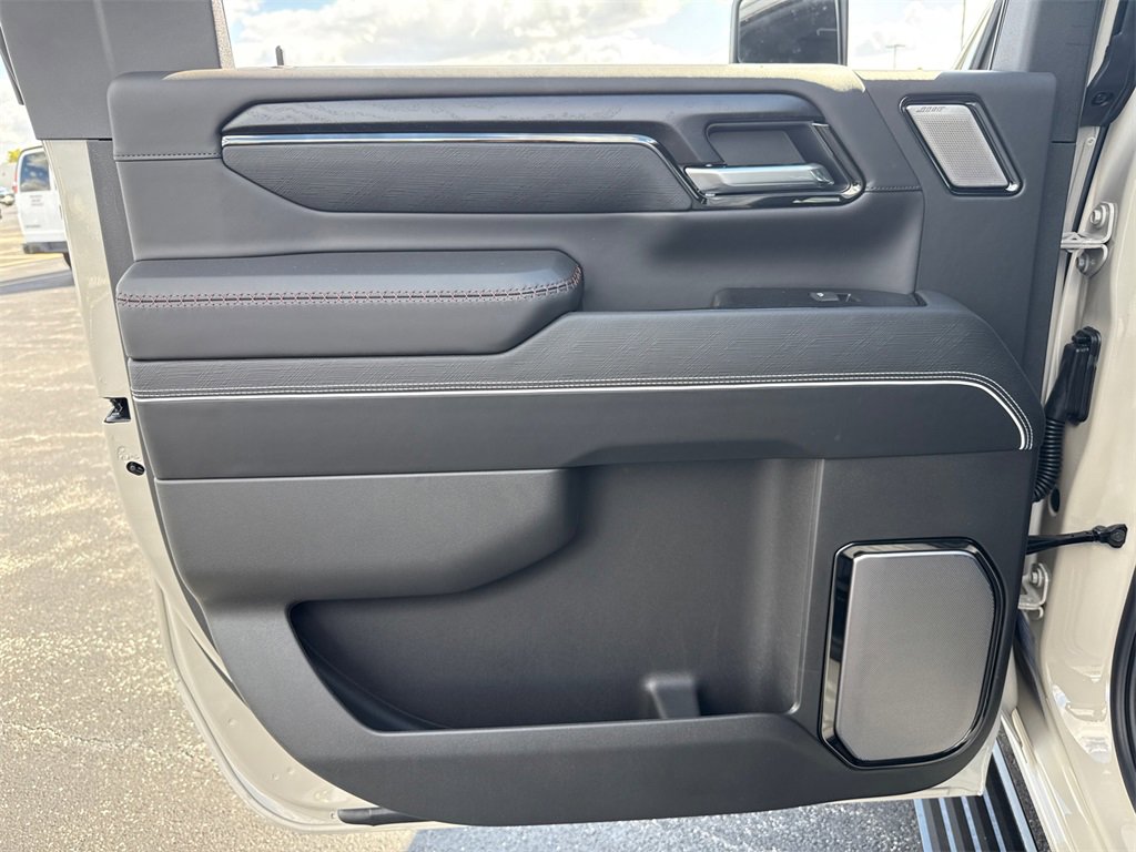 New 2026 GMC Sierra 2500 AT4X image 32