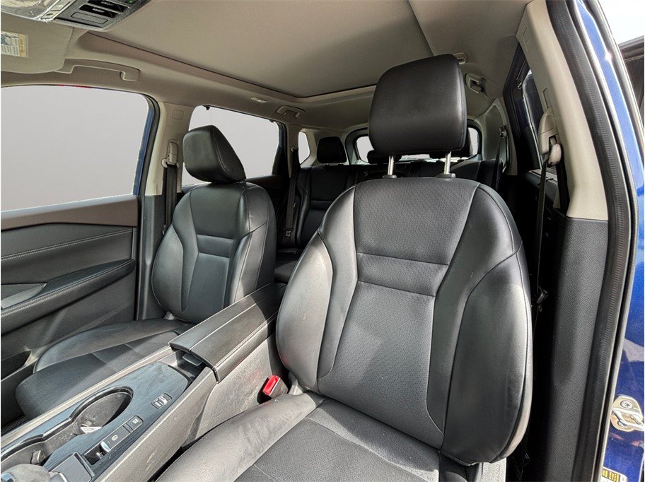 Used 2021 Nissan Rogue SV w/ Premium Package FWD image 18