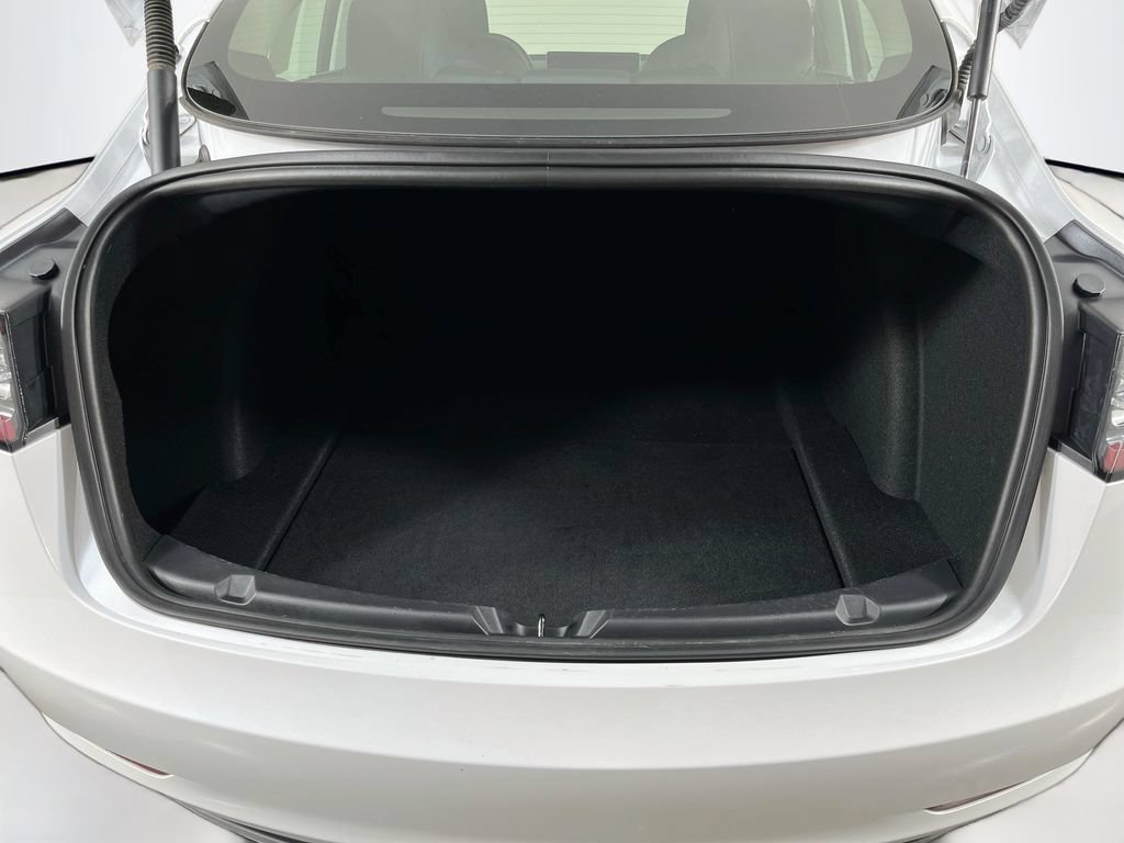 Used 2023 Tesla Model 3 Standard Range RWD image 10