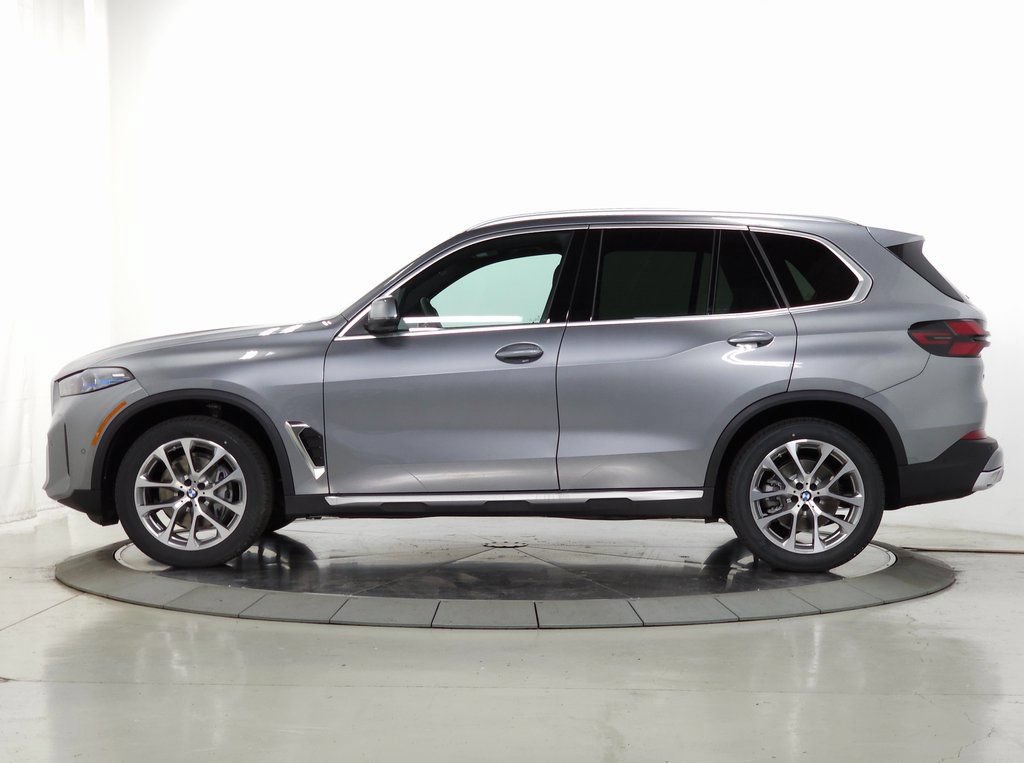 Used 2026 BMW X5 xDrive40i w/ Climate Comfort Package AWD/4WD image 4