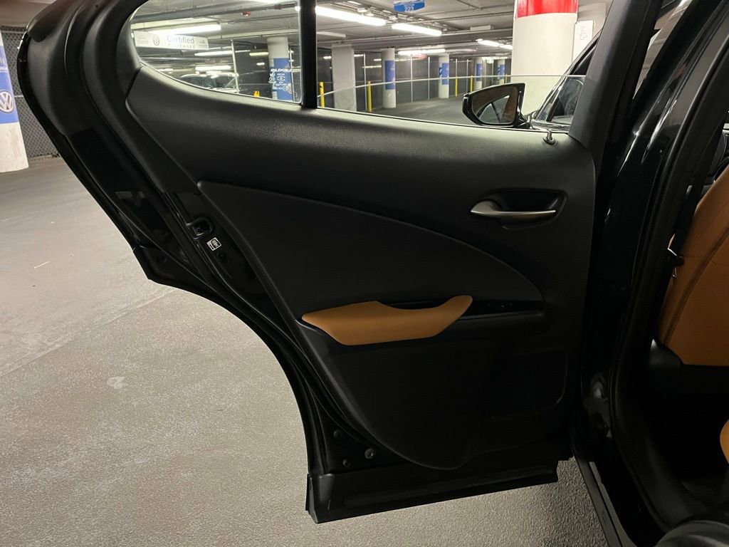 Used 2019 Lexus UX 250h w/ Premium Package image 20