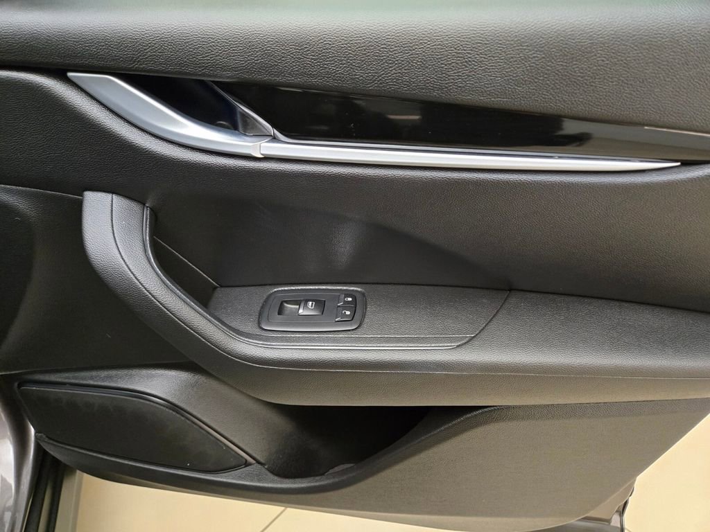 Certified 2022 Maserati Levante GT image 29