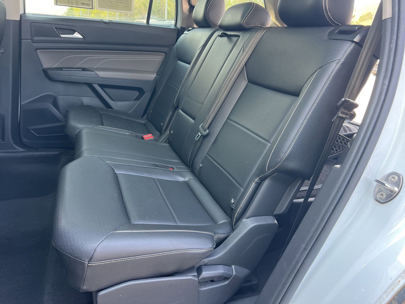 Used 2021 Volkswagen Atlas SE w/ Panoramic Sunroof Package image 33