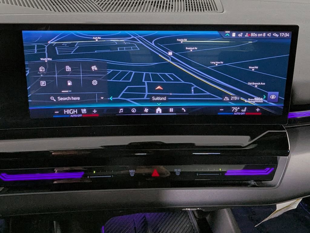 Used 2025 BMW 530i xDrive w/ Premium Package image 22