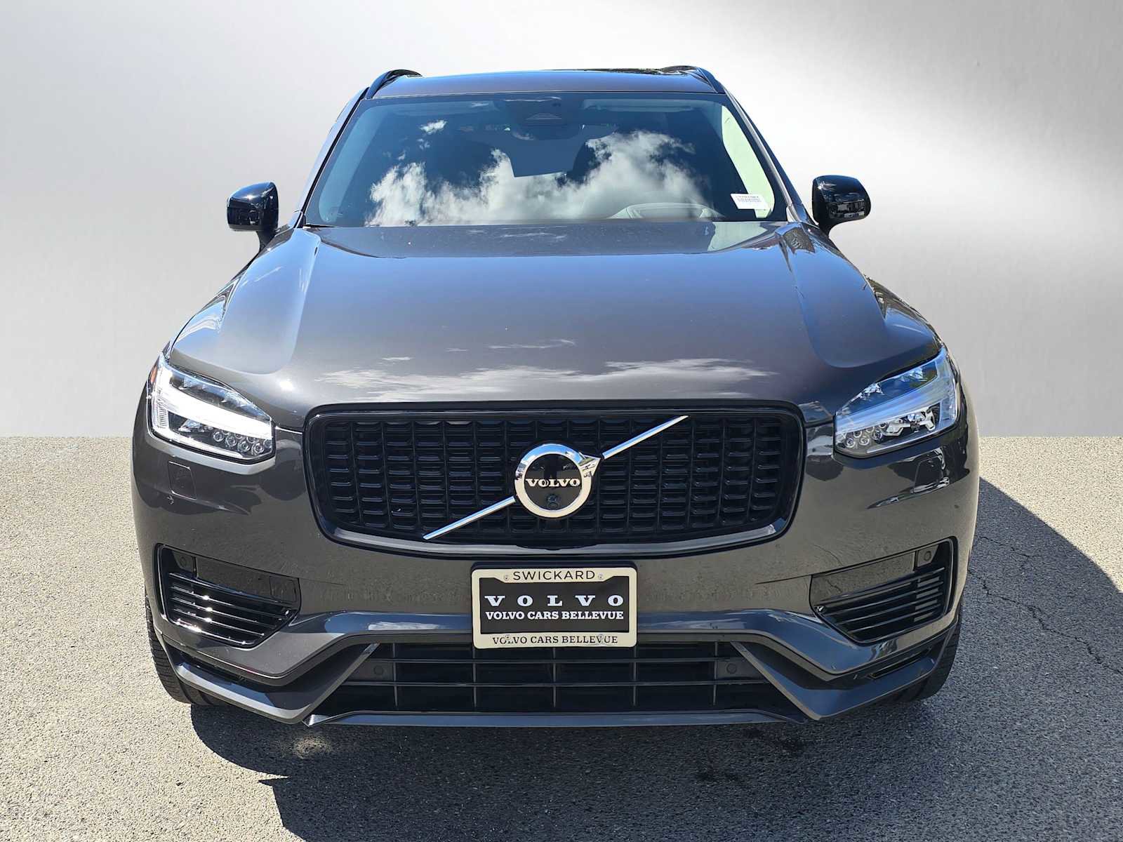 Certified 2023 Volvo XC90 T8 Ultimate AWD/4WD image 9