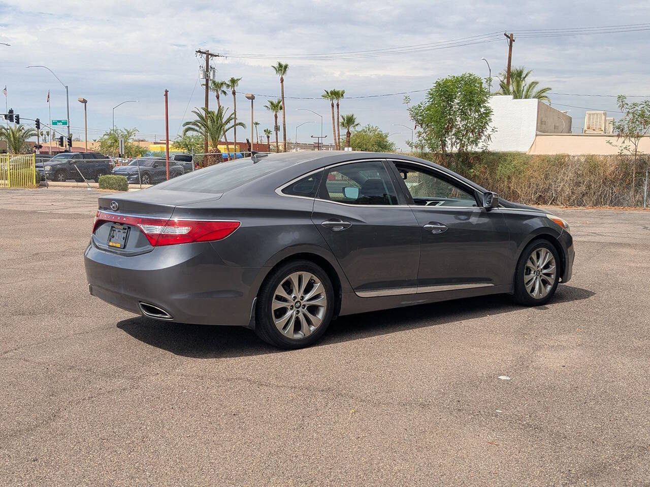 Used 2013 Hyundai Azera image 4