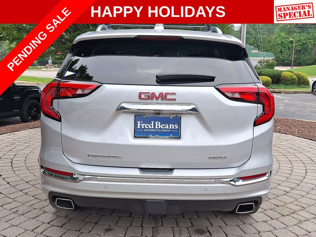 Used 2018 GMC Terrain Denali w/ LPO, 'HIT The Road' Package image 5