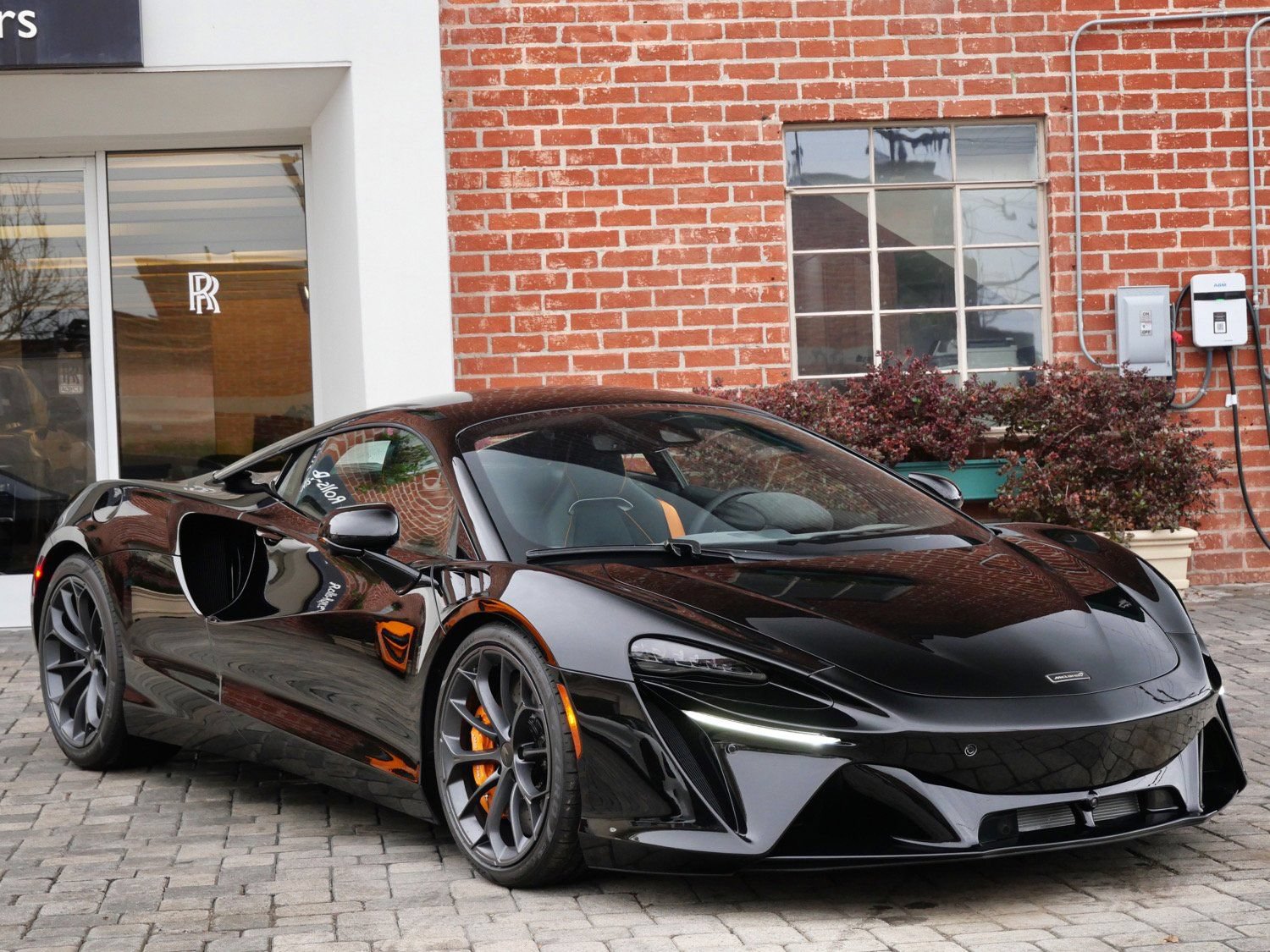 New 2026 McLaren Artura RWD image 1