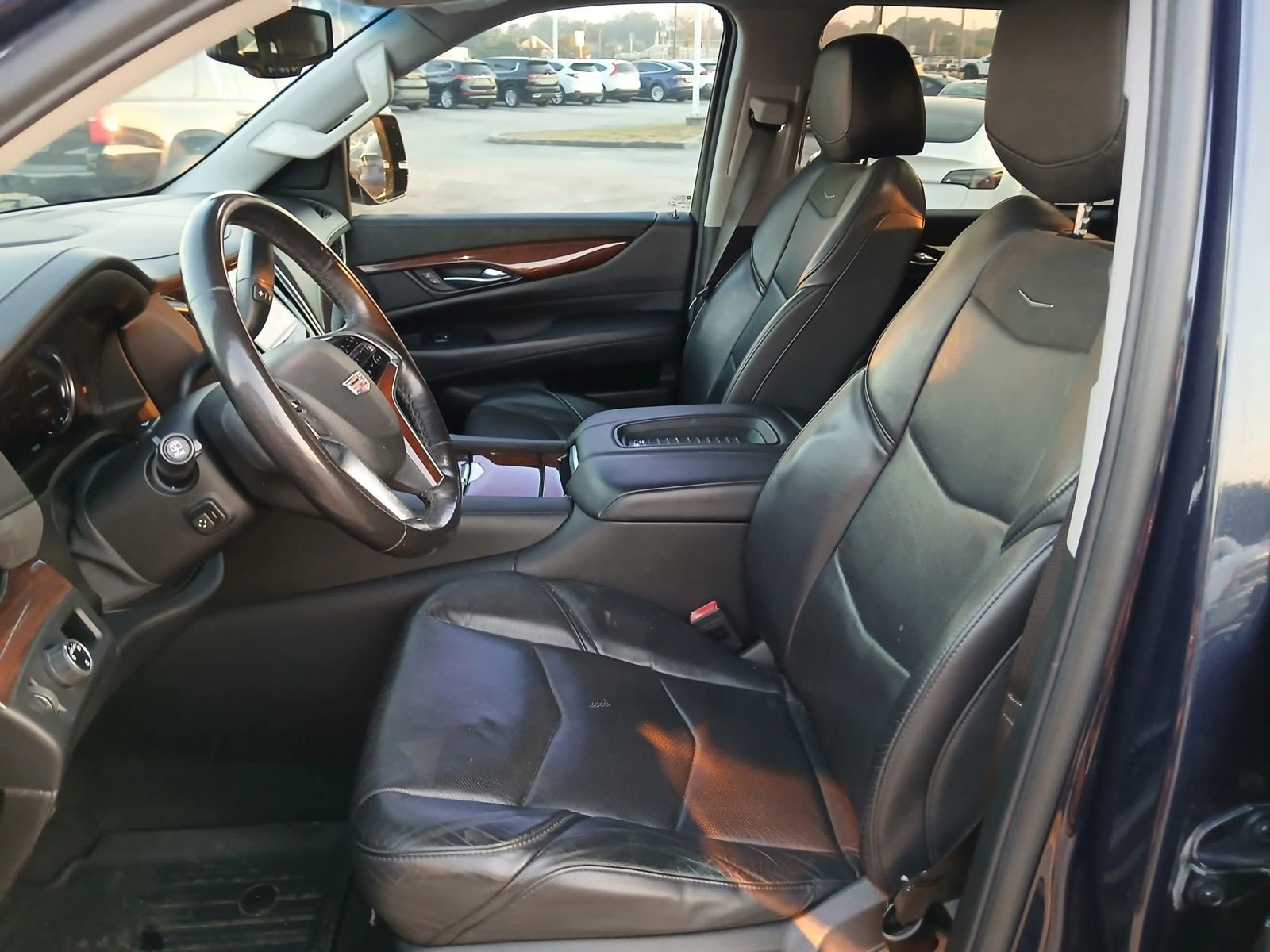 Used 2019 Cadillac Escalade 2WD image 9