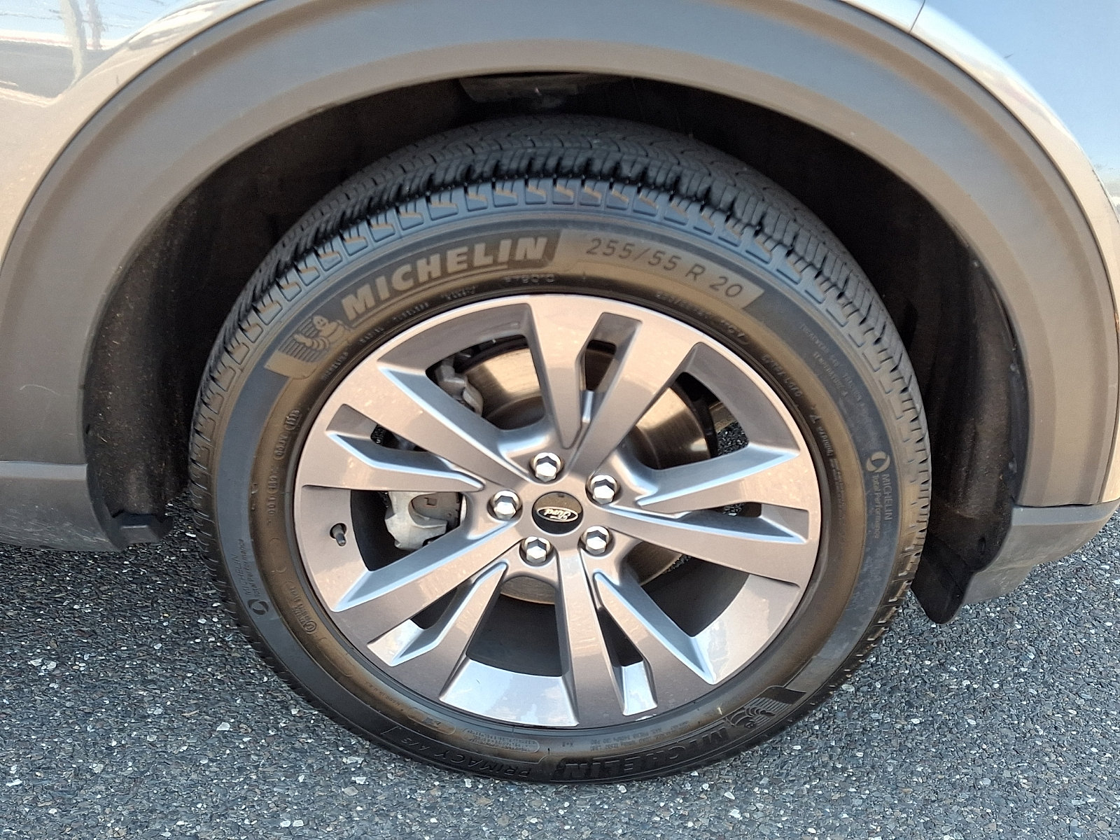 Certified 2023 Ford Explorer XLT w/ Equipment Group 202A image 8