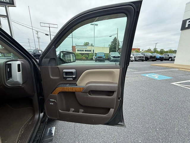 Used 2018 GMC Sierra 1500 SLT AWD/4WD image 22