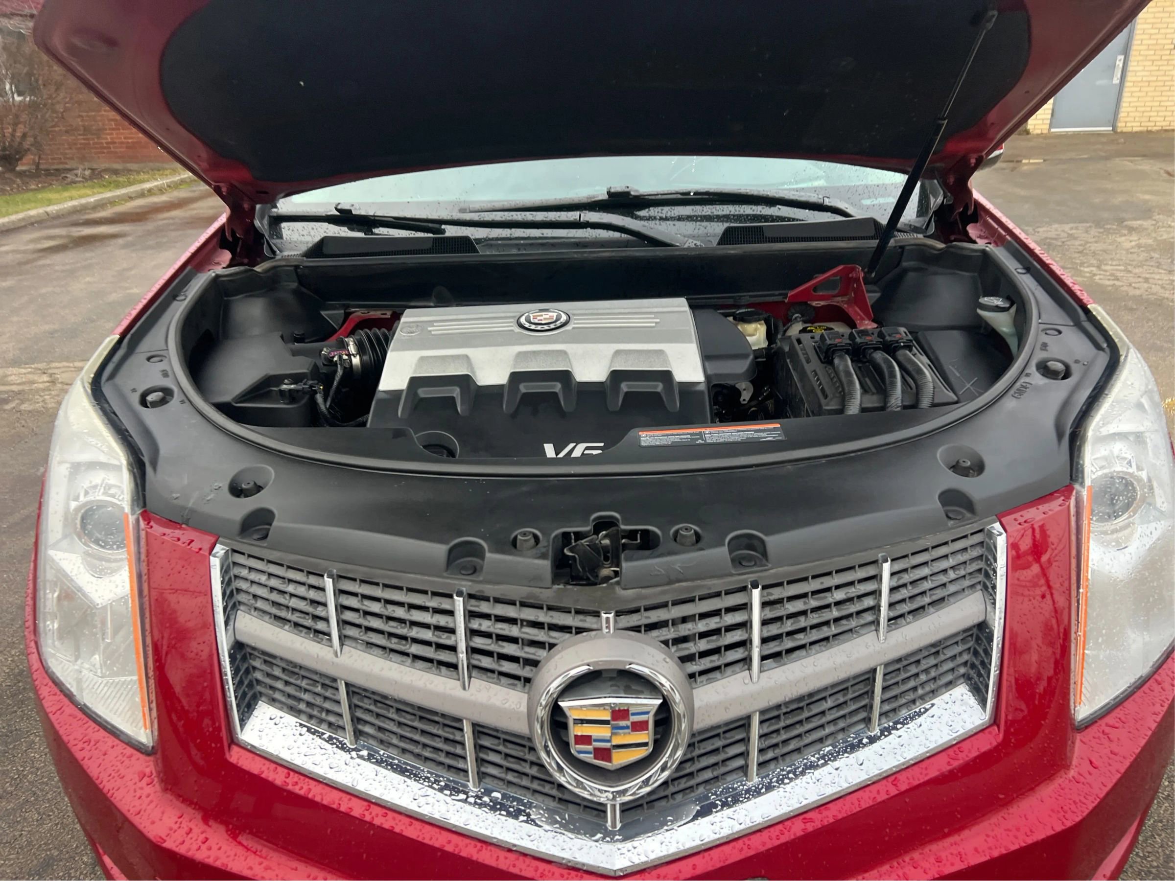 Used 2010 Cadillac SRX Luxury image 23