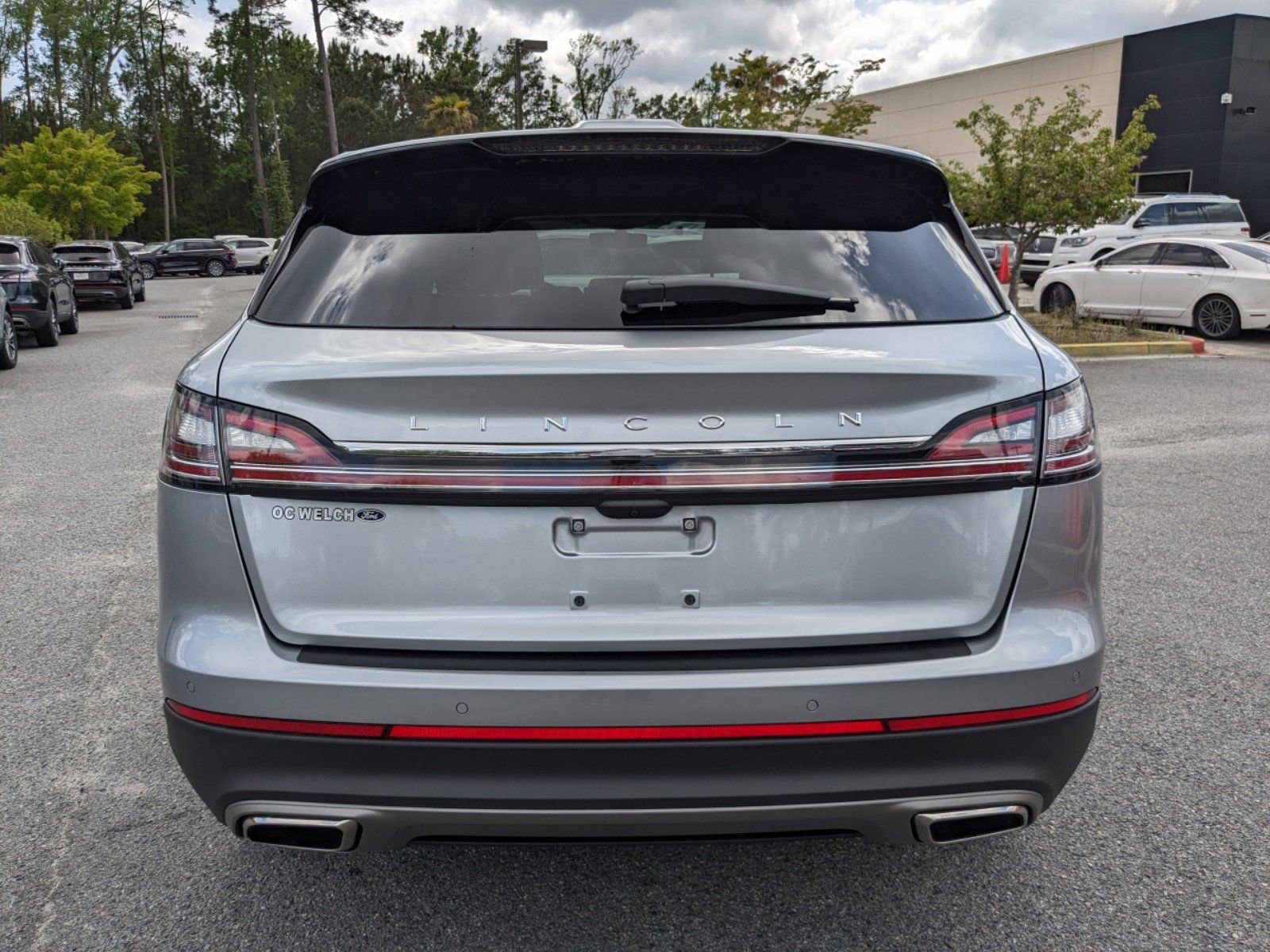 Certified 2023 Lincoln Nautilus Reserve w/ Equipment Group 201A image 6