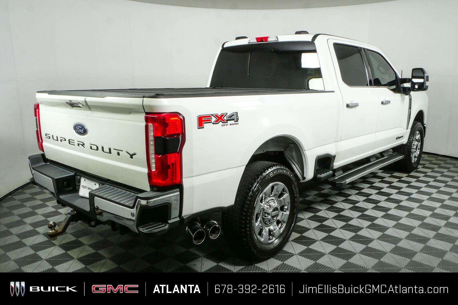 Used 2024 Ford F250 Lariat w/ Chrome Package AWD/4WD image 3
