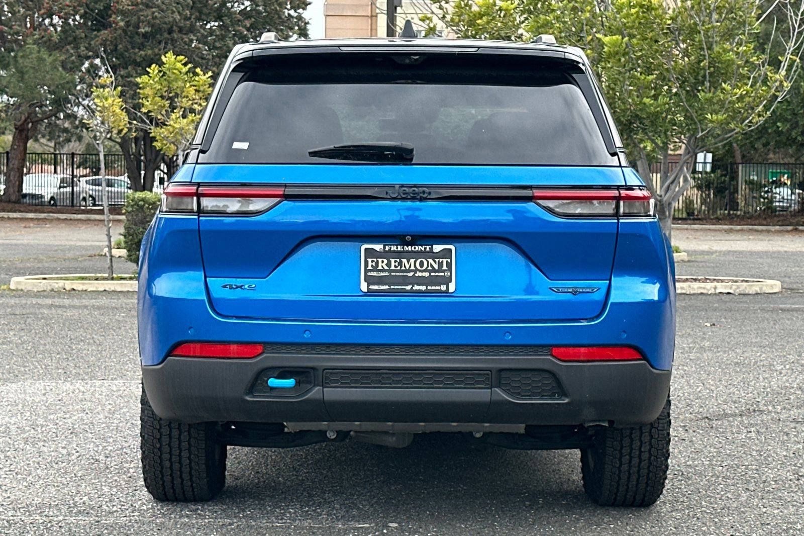 New 2023 Jeep Grand Cherokee Trailhawk w/ Advanced Protech Group II image 4