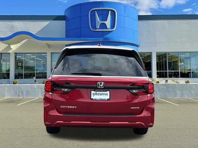 New 2026 Honda Odyssey Touring image 5