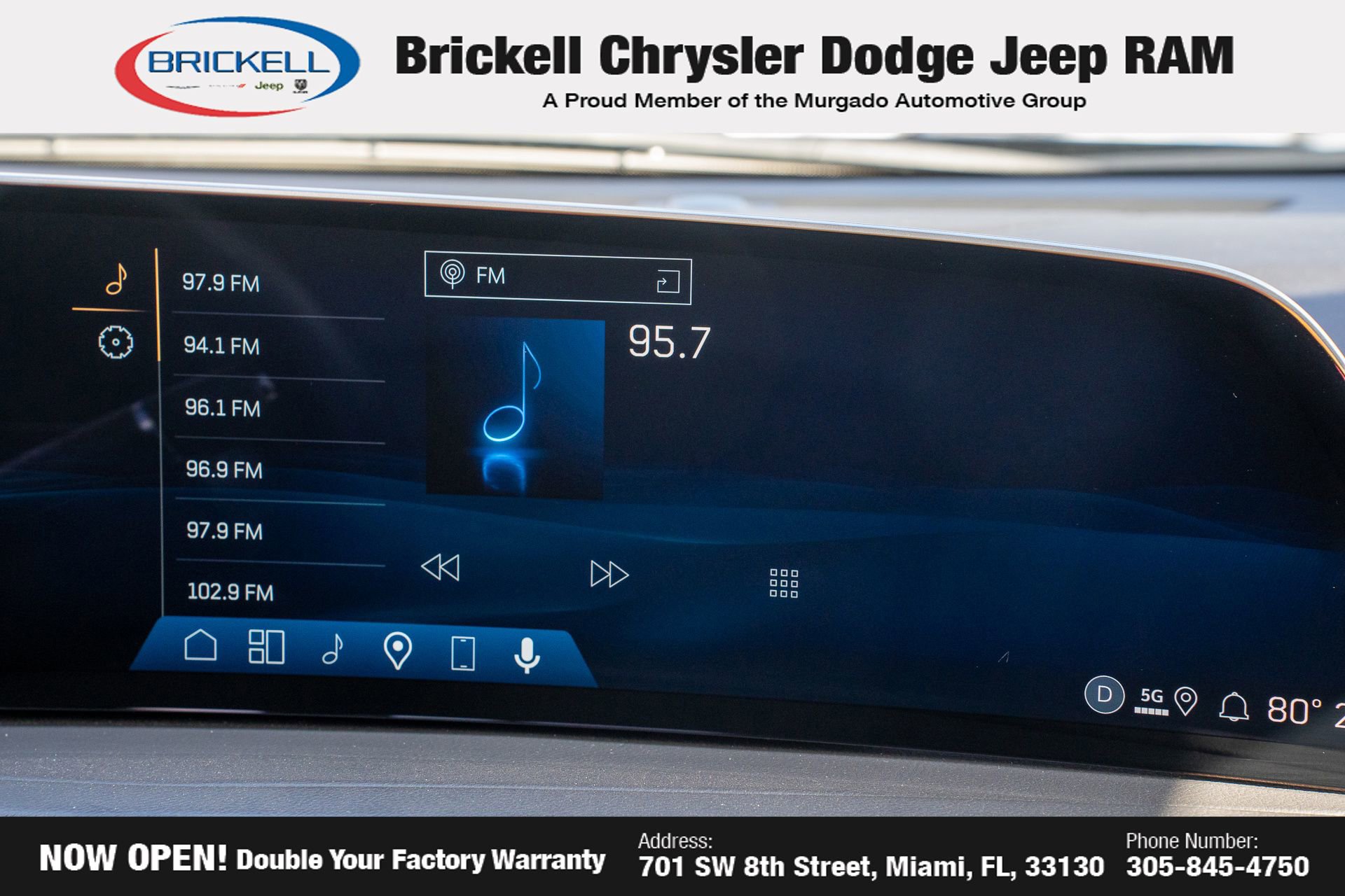 Used 2025 Cadillac XT4 Premium Luxury FWD image 22