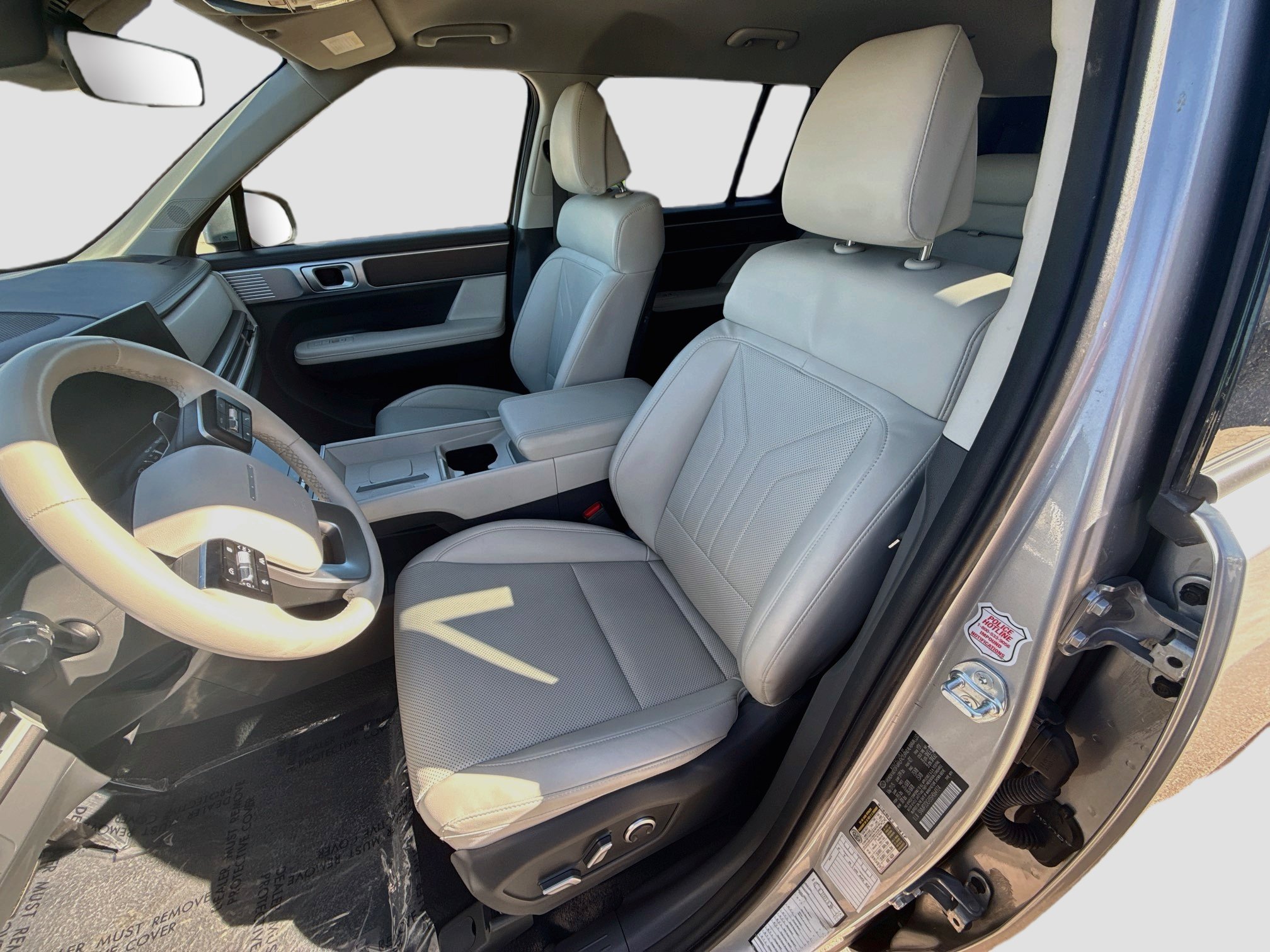 Used 2025 Hyundai Santa Fe SEL AWD/4WD image 13